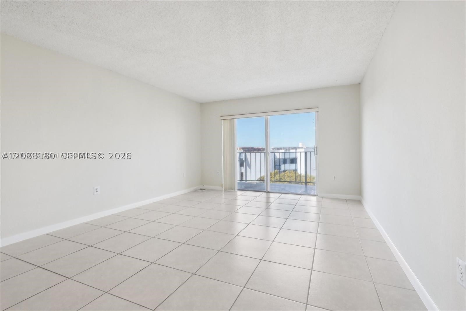 View photos, virtual tours, details... 9360 Fontainebleau Blvd 612
