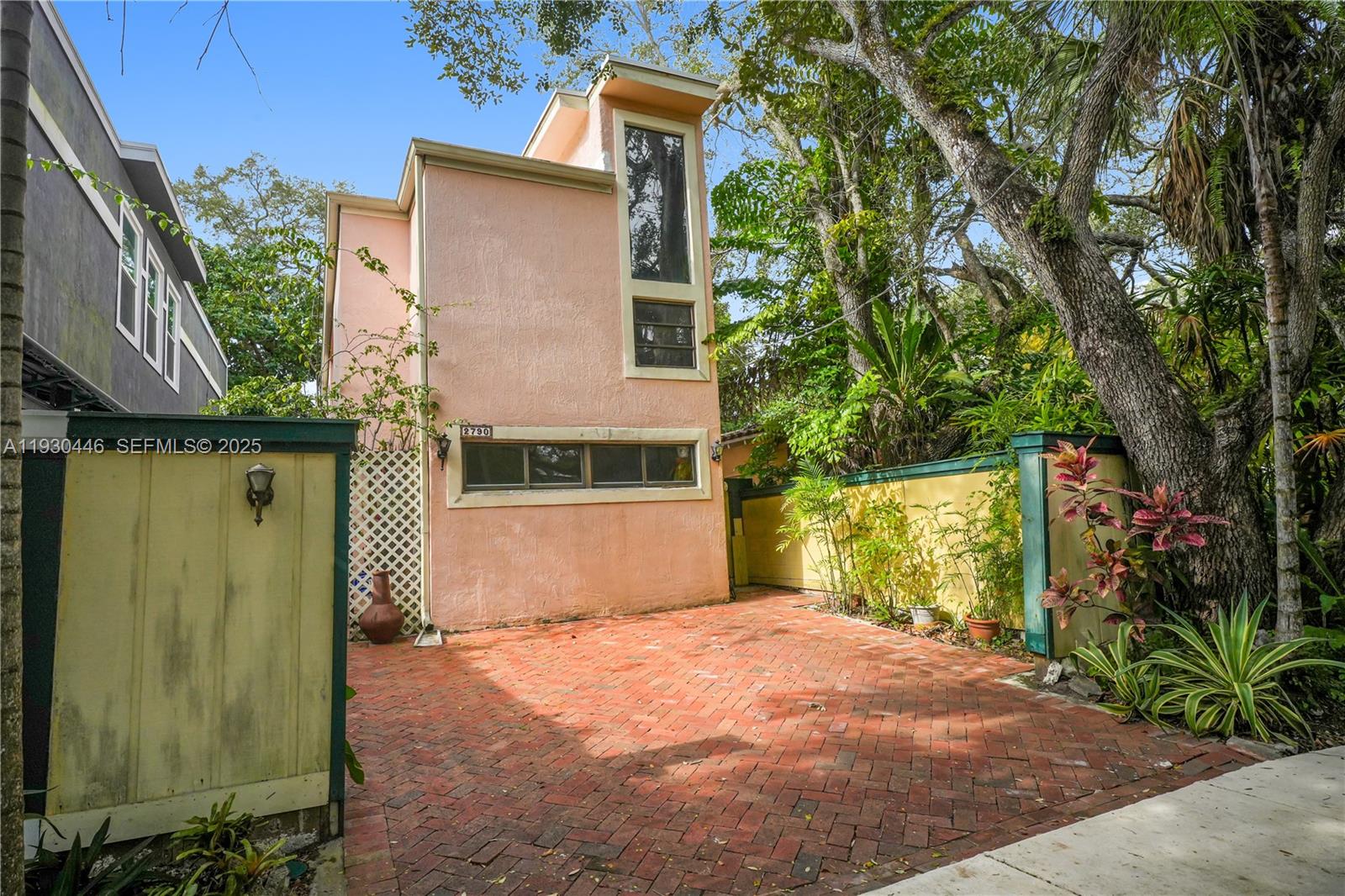 SILVER BLUFF EST SEC C - Residential