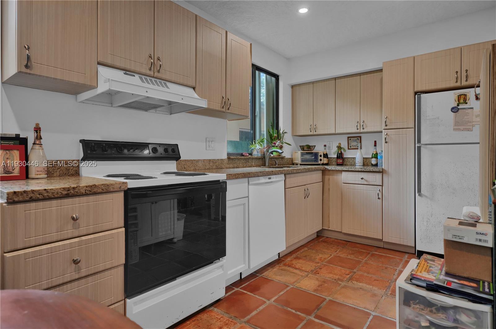 SILVER BLUFF EST SEC C - Residential