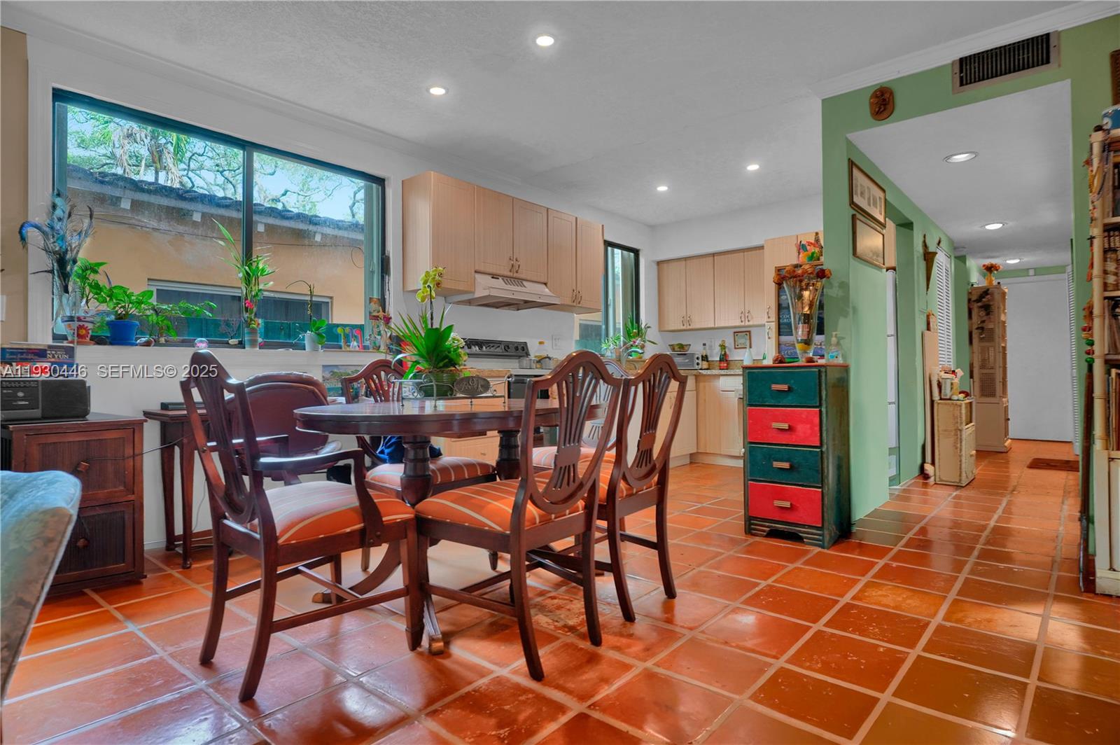 SILVER BLUFF EST SEC C - Residential