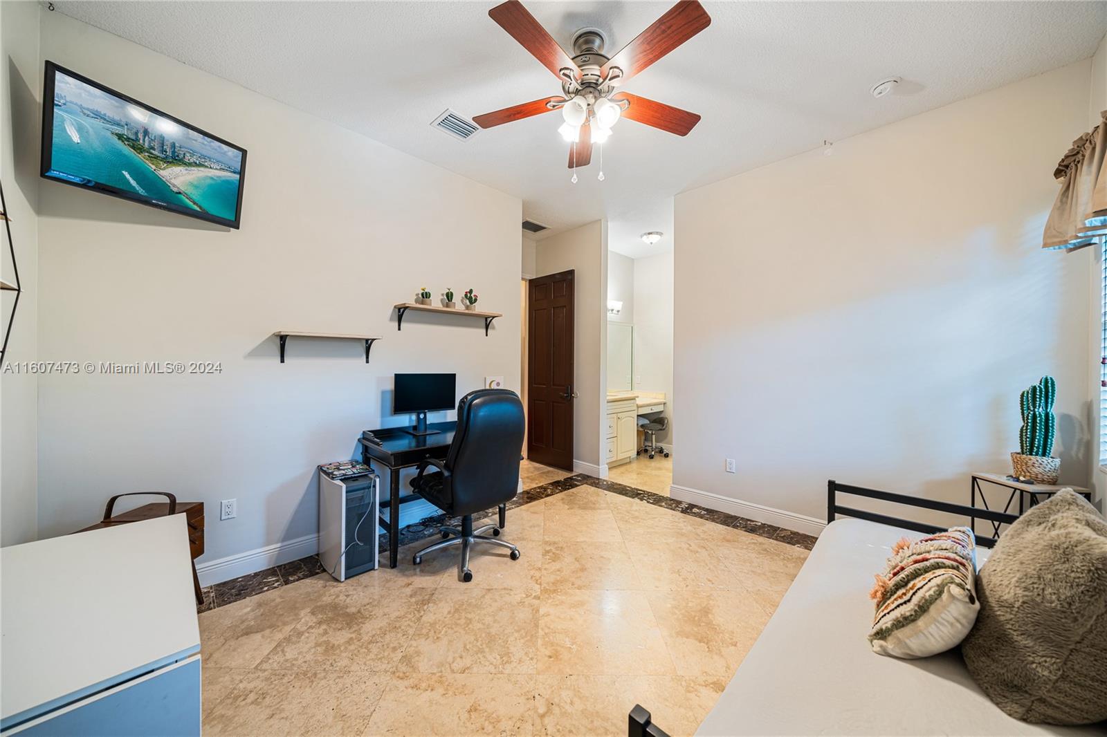 NUTMEG ESTATES - Residential