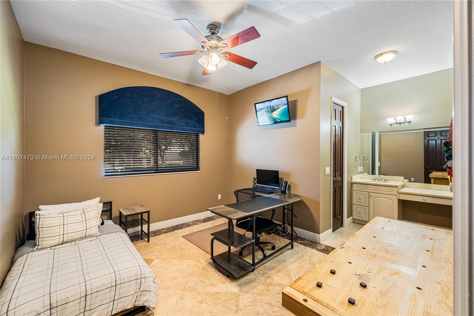 NUTMEG ESTATES - Residential