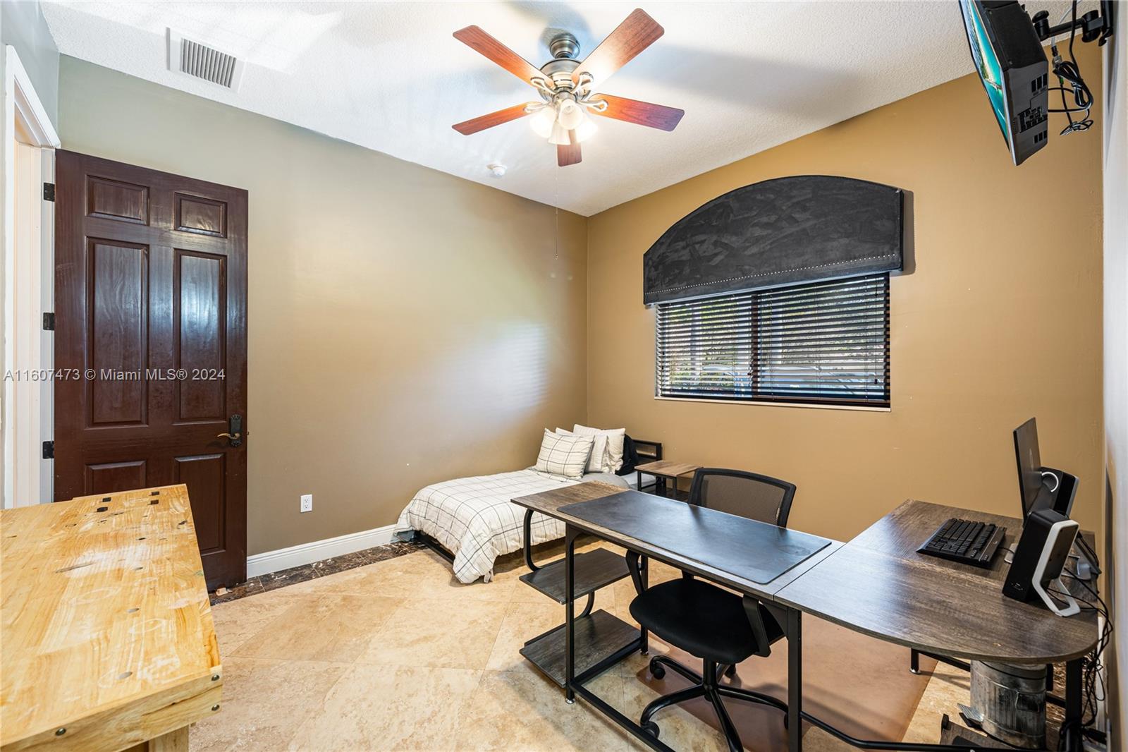 NUTMEG ESTATES - Residential