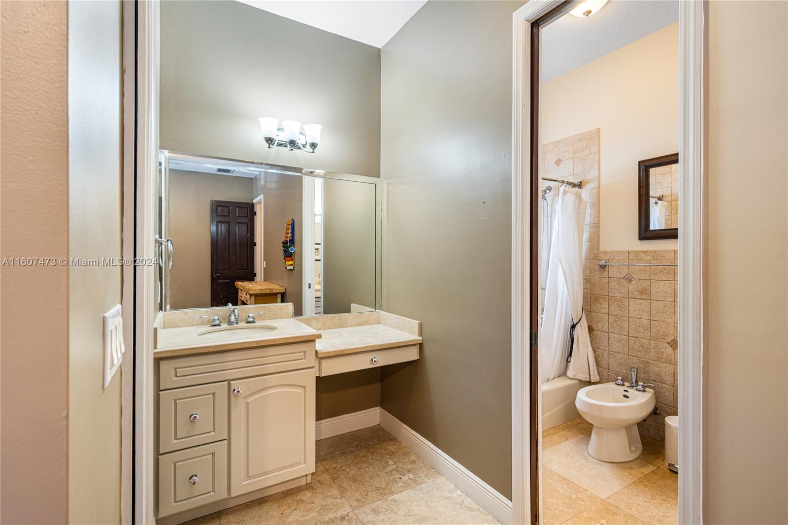 NUTMEG ESTATES - Residential