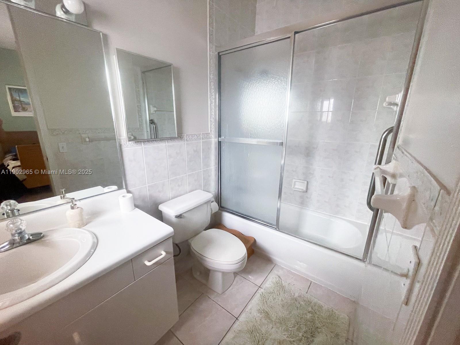 MEDITERRANEAN CONDO - Residential