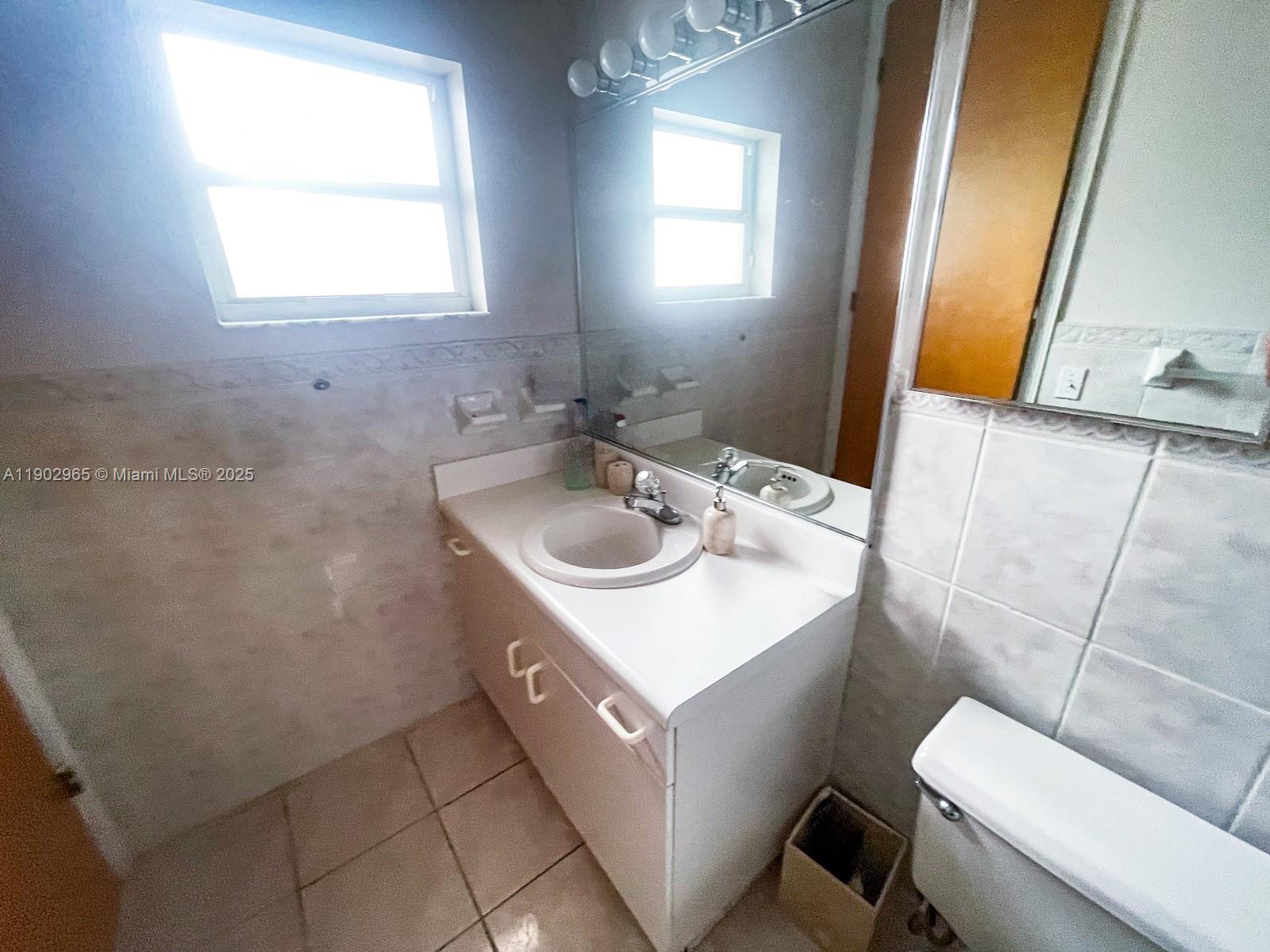 MEDITERRANEAN CONDO - Residential