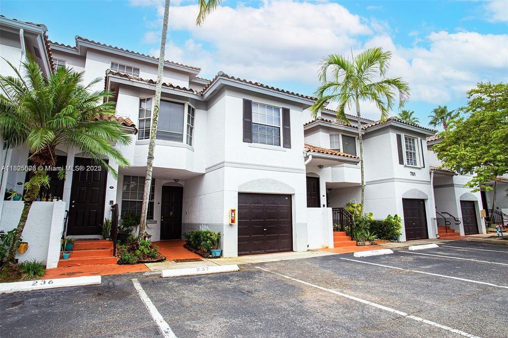 Photo of 771 SW 148th Ave #1305, Sunrise, FL 33325 (MLS # A11825073)