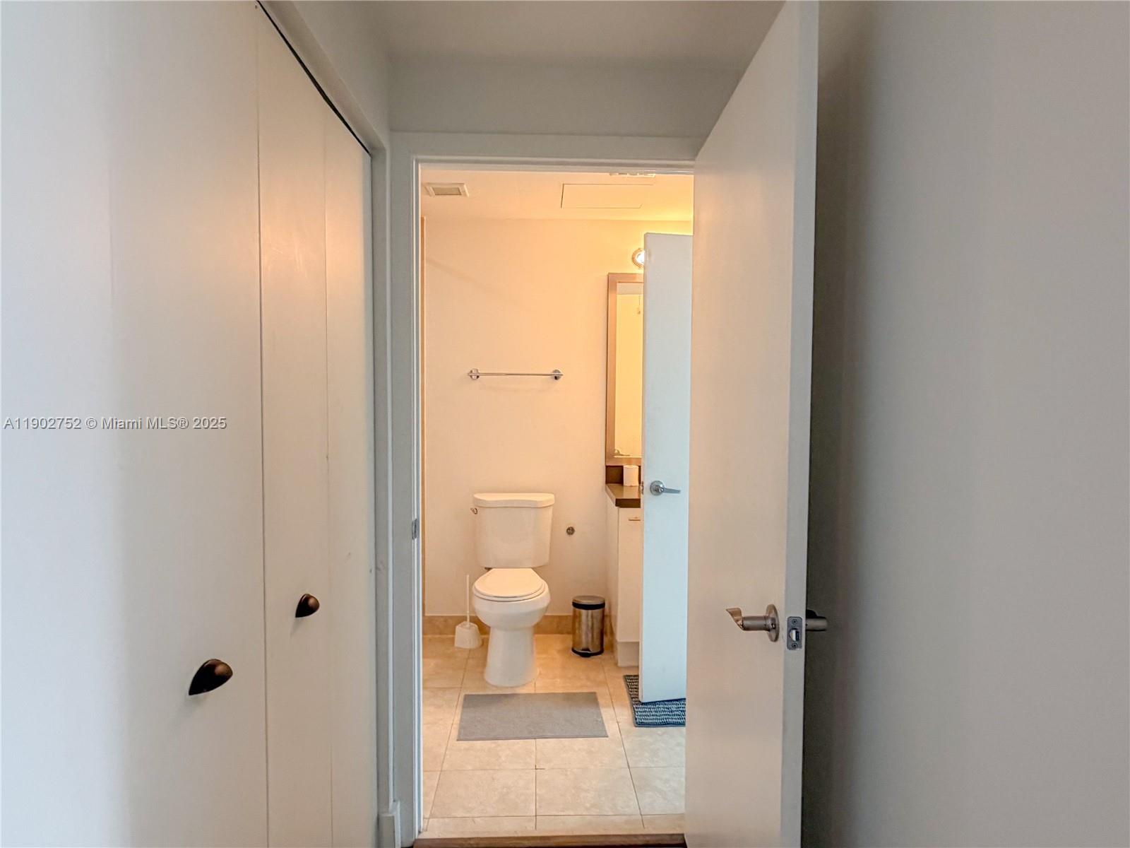 IVY CONDO - Residential Lease