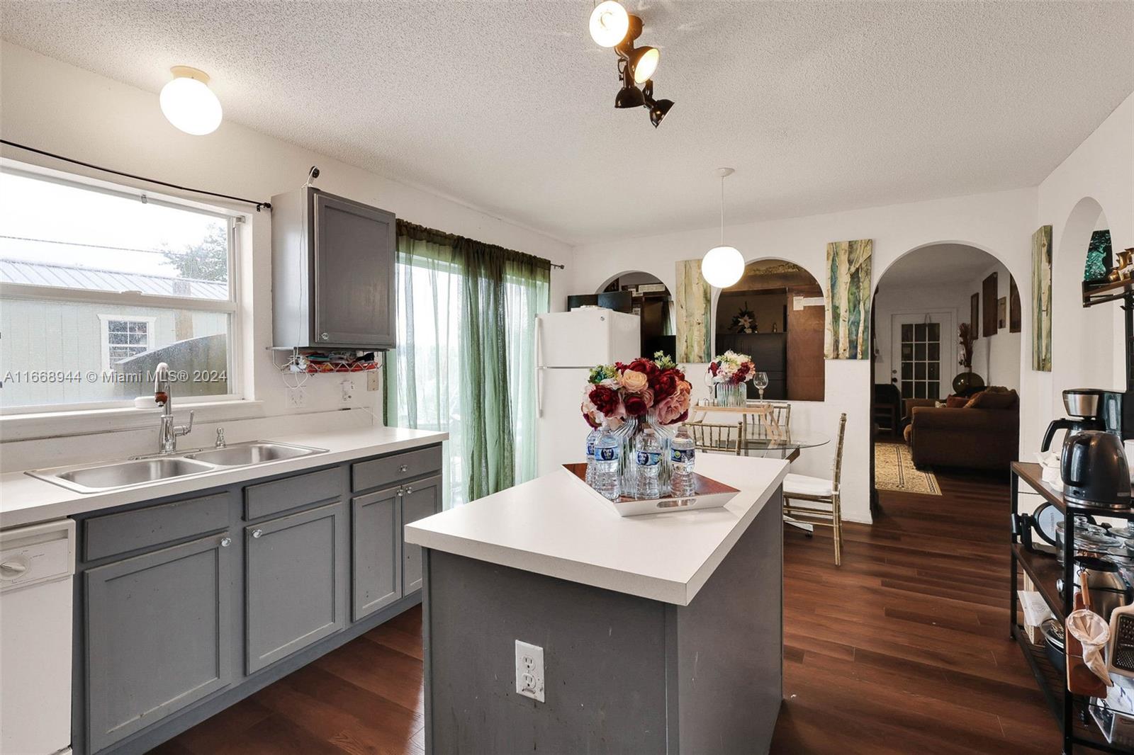 PORT ST LUCIE SECTION 9 - Residential