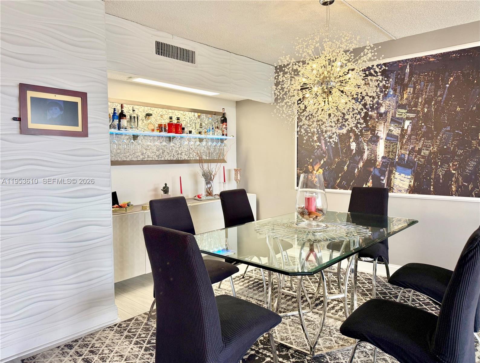 FLAMENCO CONDO TOWER I - Residential