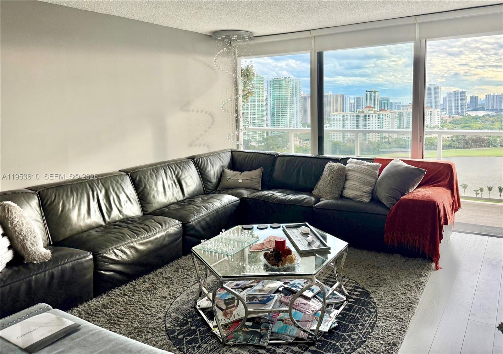 FLAMENCO CONDO TOWER I - Residential