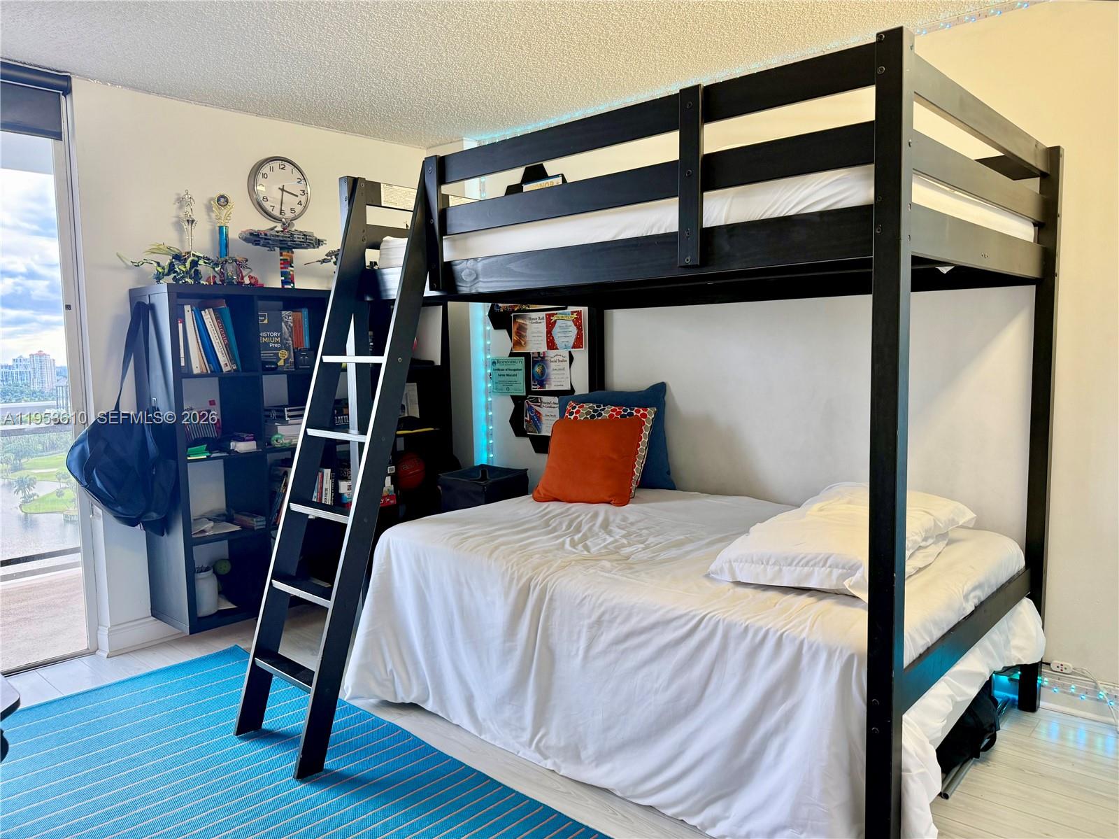 FLAMENCO CONDO TOWER I - Residential