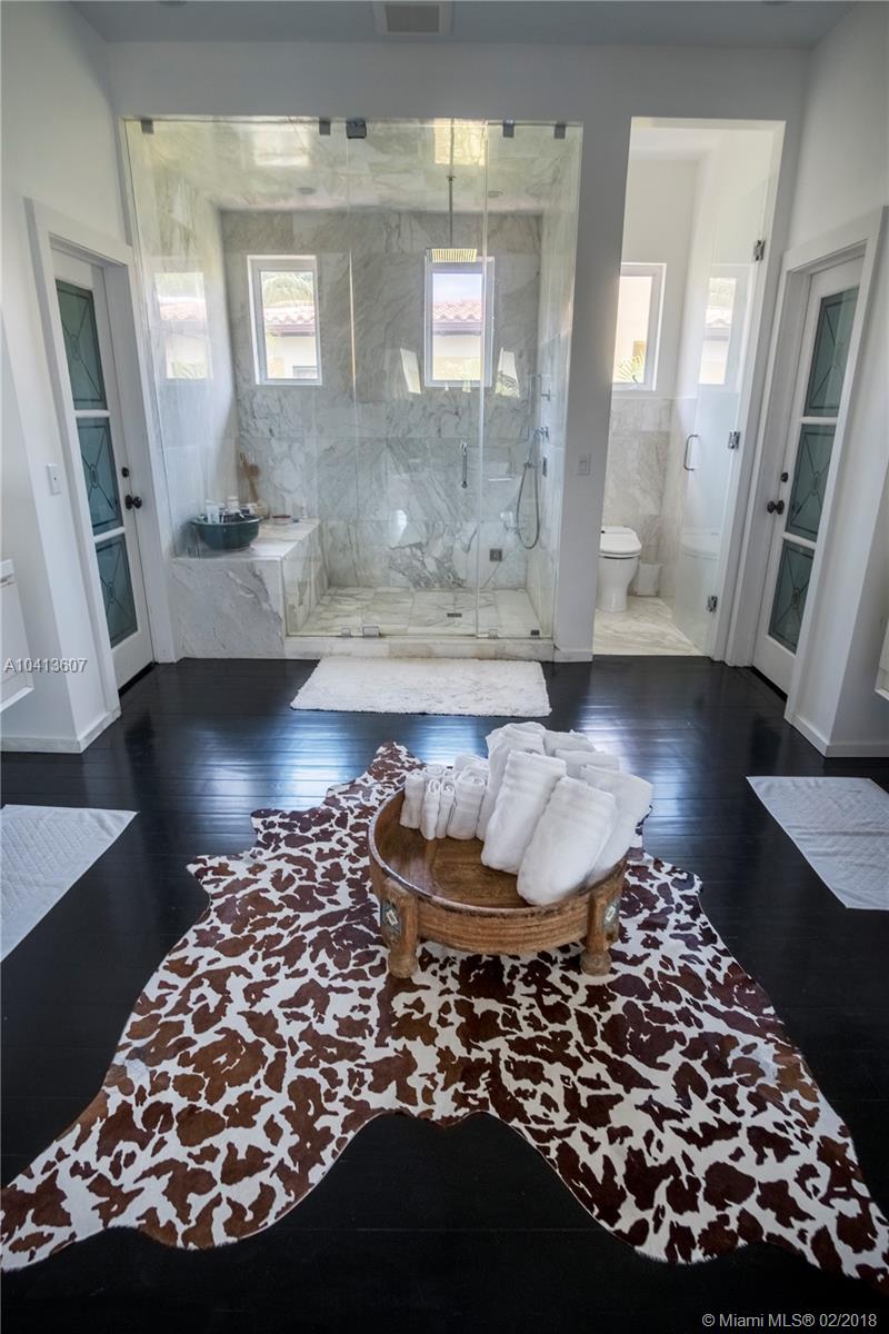 FOUR WAY LODGE ESTS 2ND A - Residential