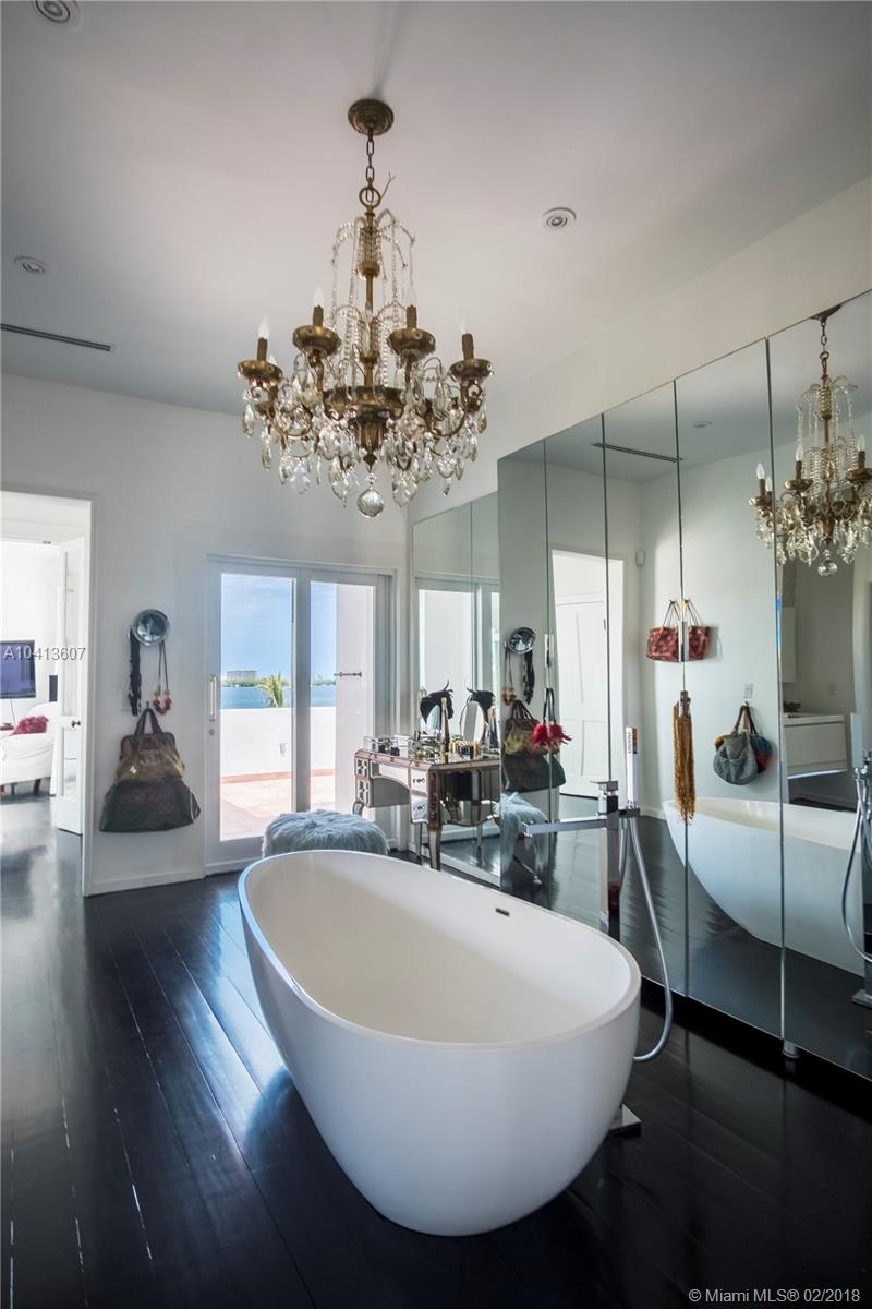 FOUR WAY LODGE ESTS 2ND A - Residential