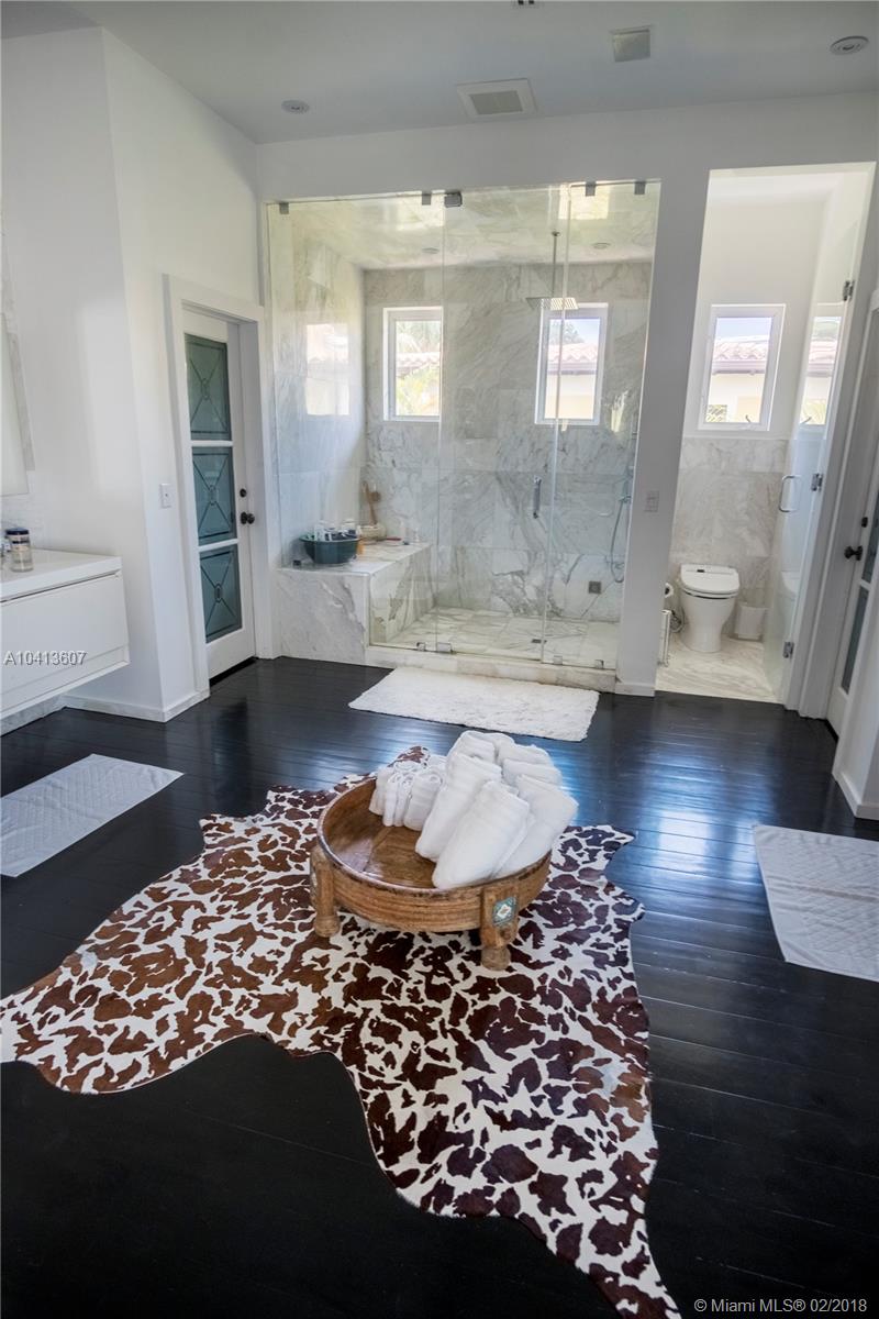 FOUR WAY LODGE ESTS 2ND A - Residential