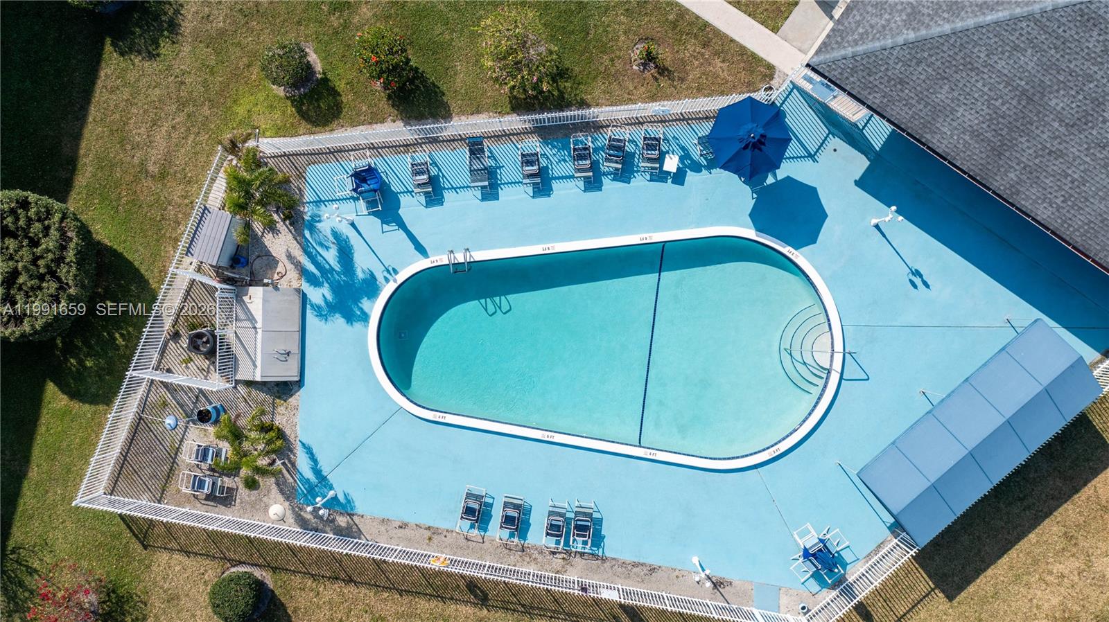 SHERIDAN LAKES CONDO APTS - Residential