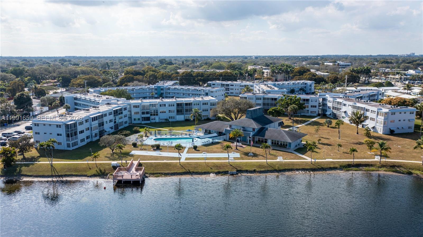 SHERIDAN LAKES CONDO APTS - Residential