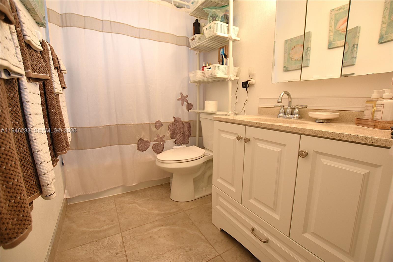 CRESTHAVEN VILLAS CONDO 1 - Residential