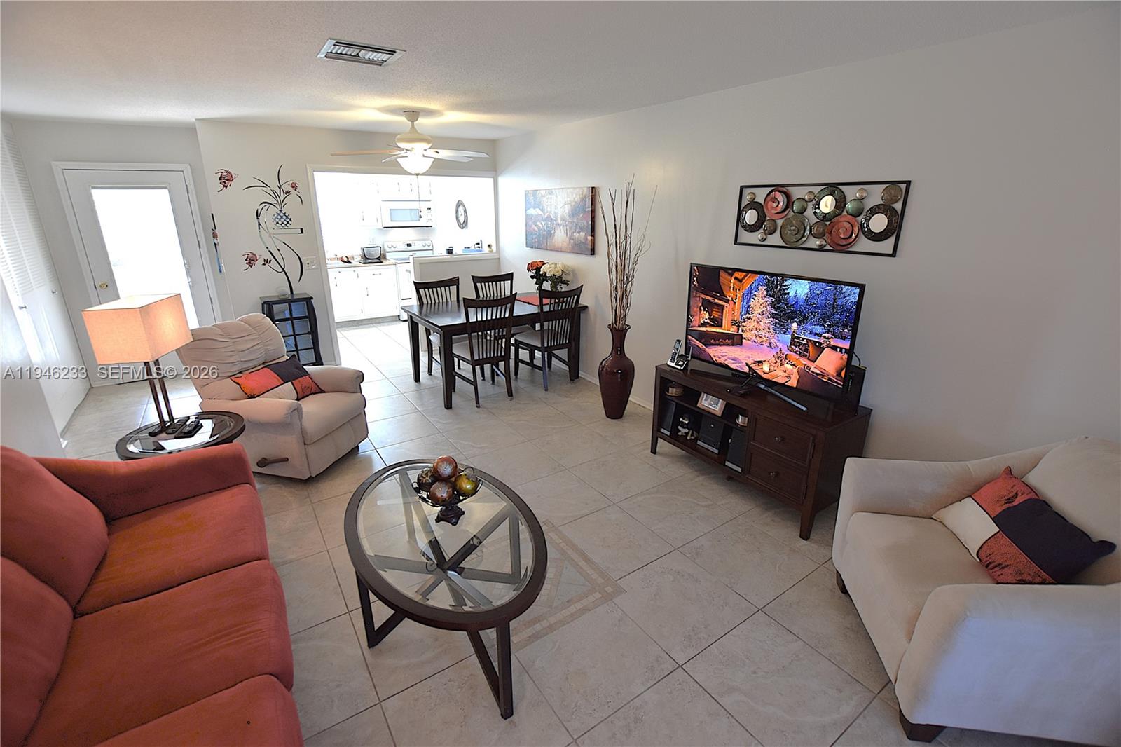 CRESTHAVEN VILLAS CONDO 1 - Residential