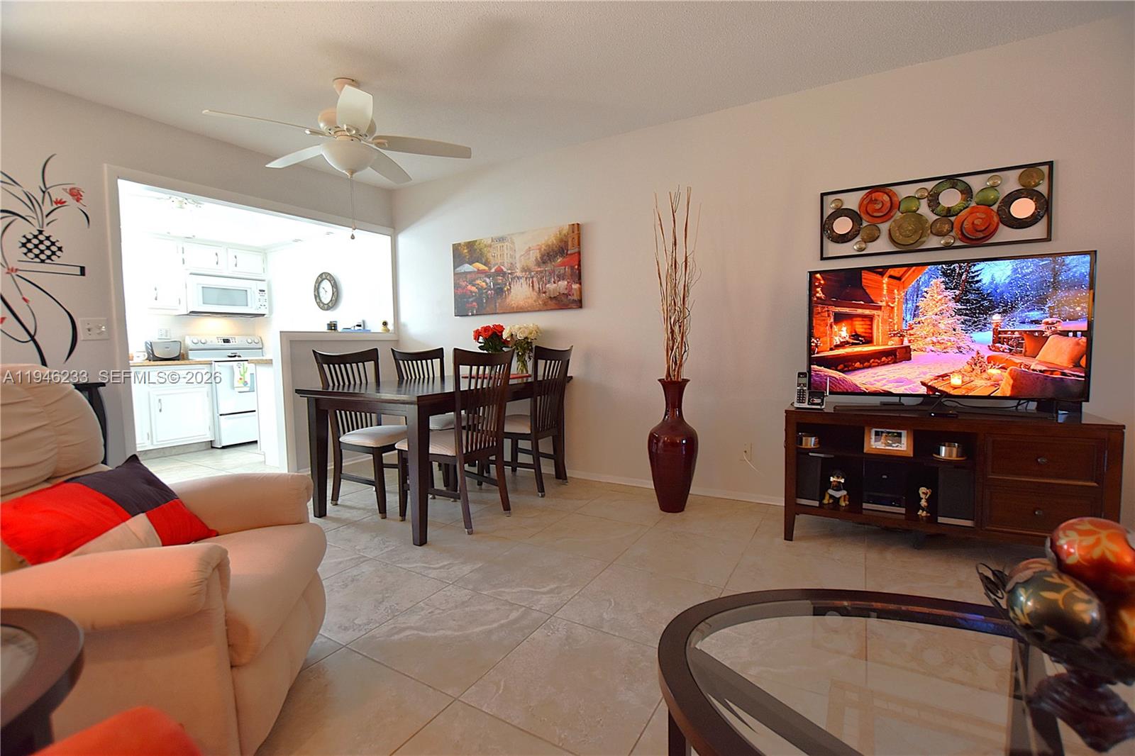 CRESTHAVEN VILLAS CONDO 1 - Residential