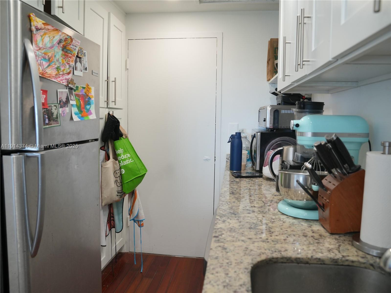 CLIPPER CONDO NO 1 - Residential Lease