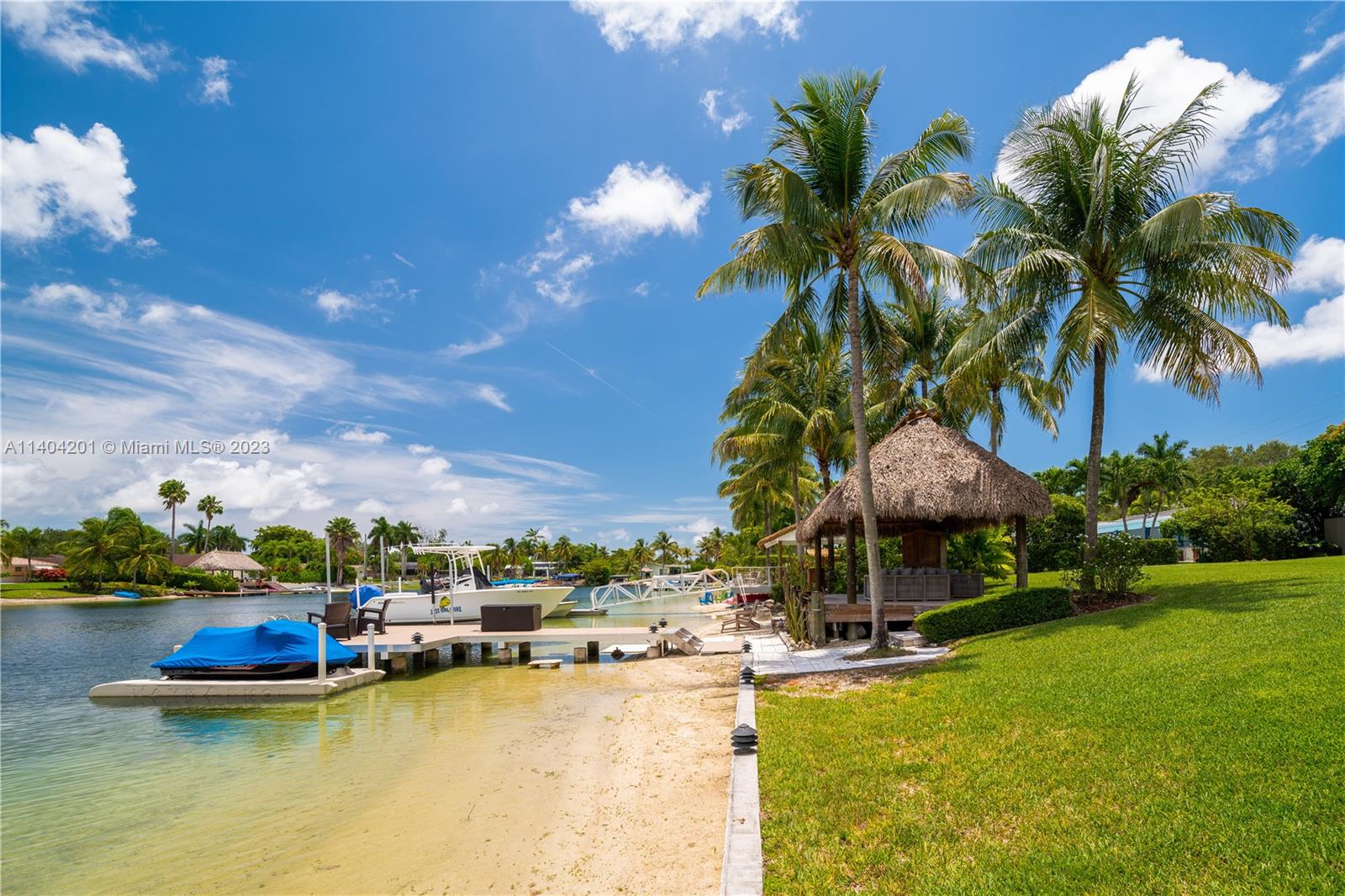 LAKESHORE SEC ONE - Residential