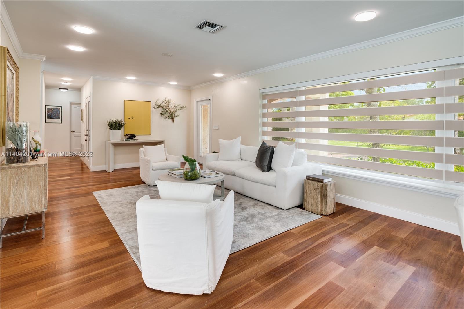 LAKESHORE SEC ONE - Residential