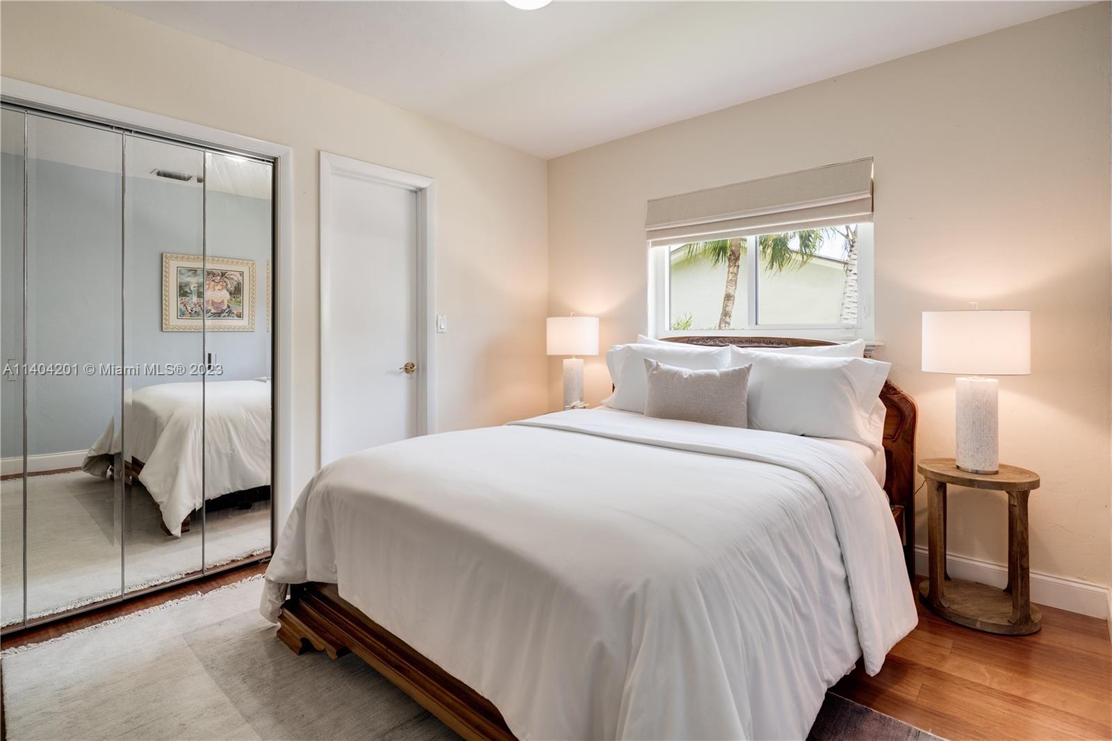 LAKESHORE SEC ONE - Residential