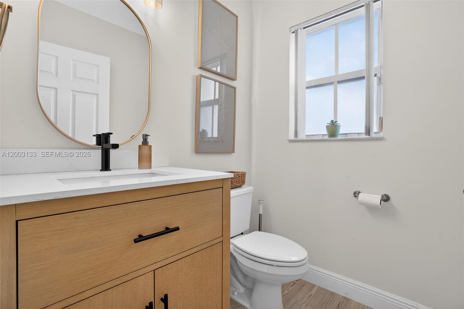 PEMBROKE SHORES - Residential