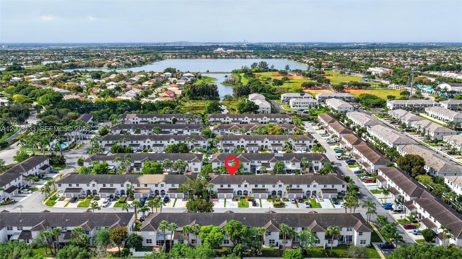 PEMBROKE SHORES - Residential