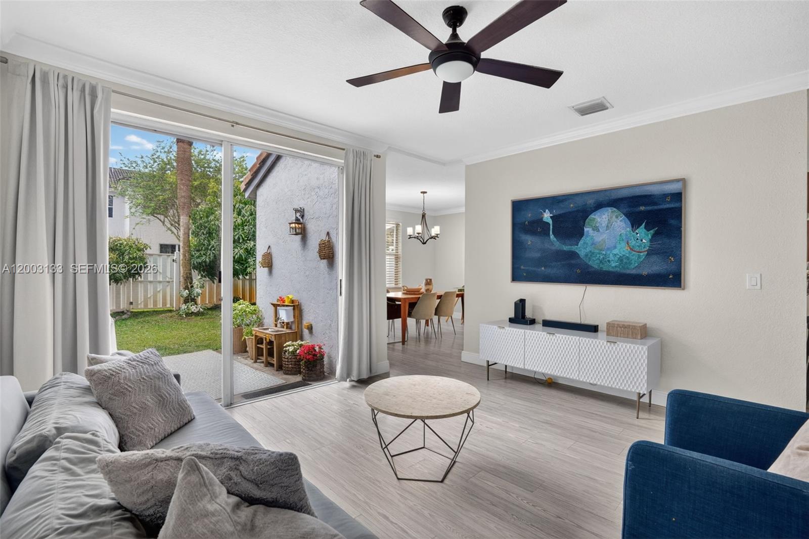 PEMBROKE SHORES - Residential