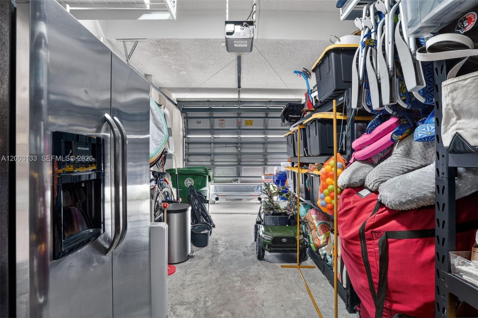 PEMBROKE SHORES - Residential