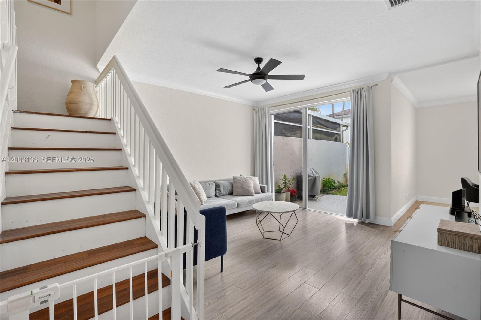 PEMBROKE SHORES - Residential