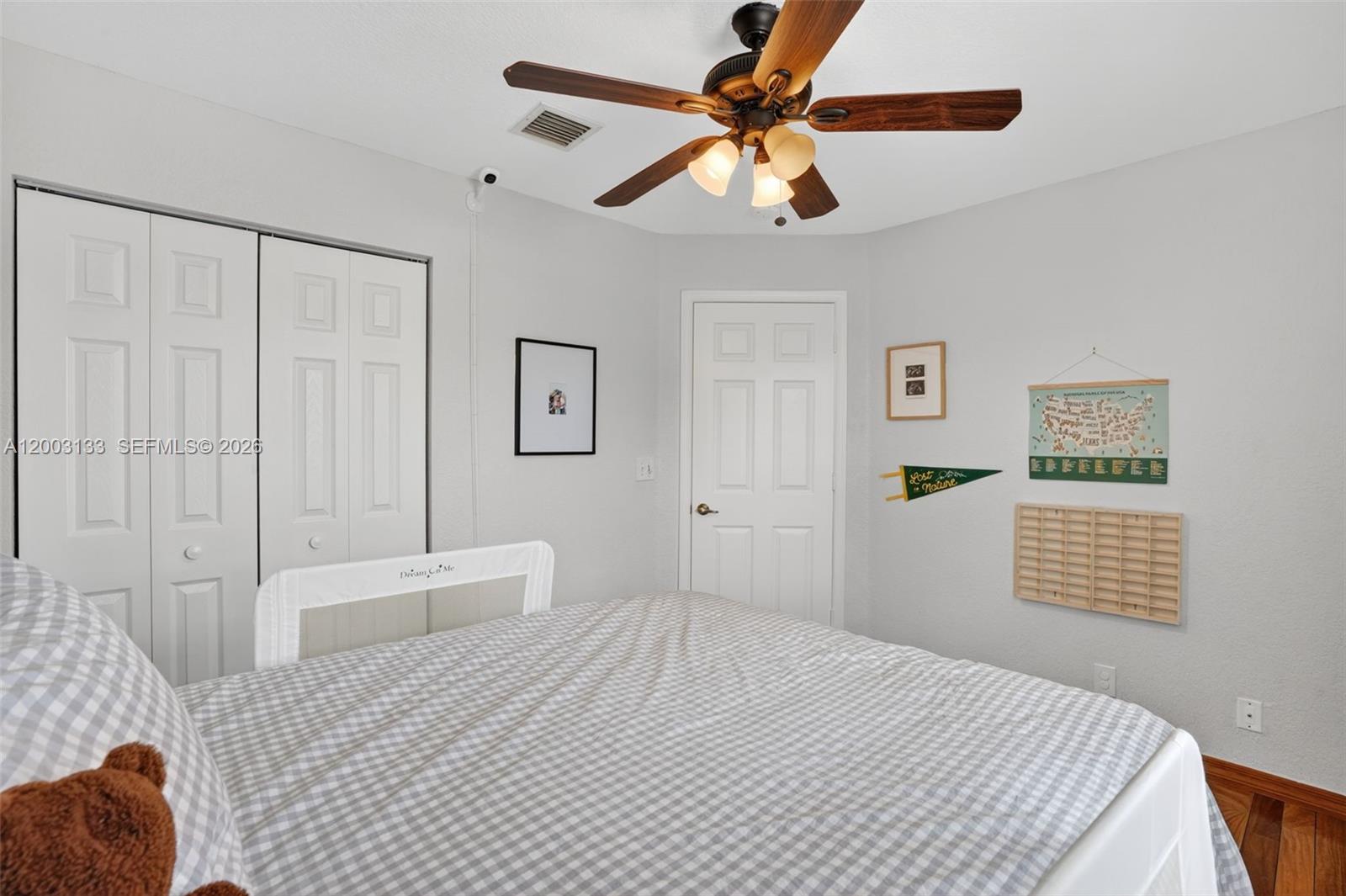 PEMBROKE SHORES - Residential