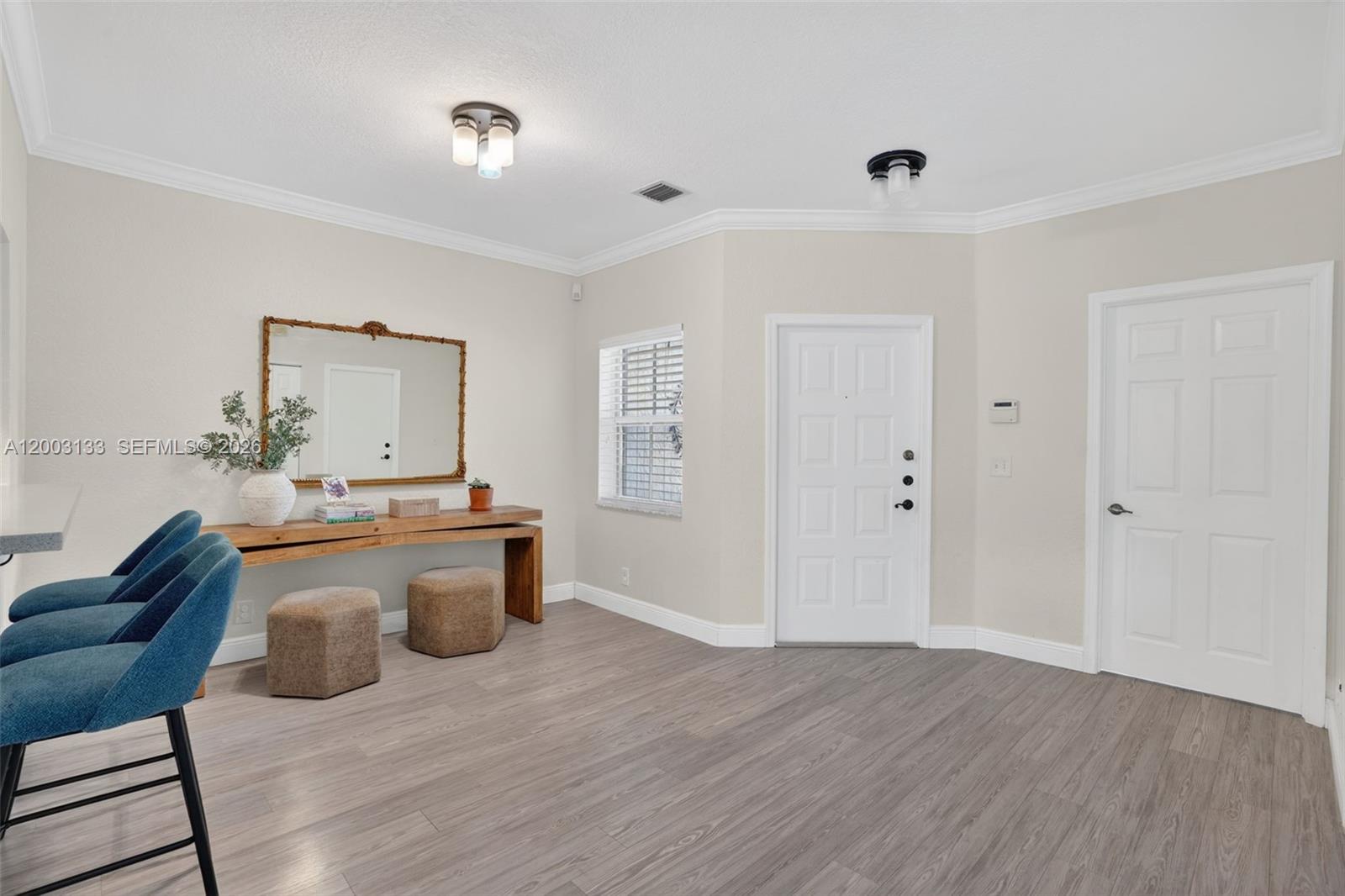 PEMBROKE SHORES - Residential