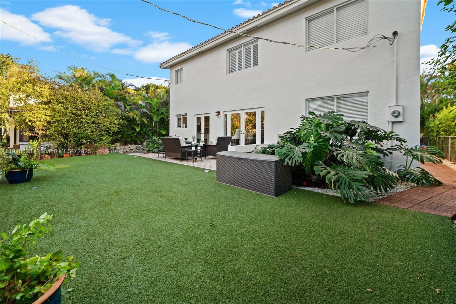 CORAL GABLES GRANADA SEC - Residential Lease