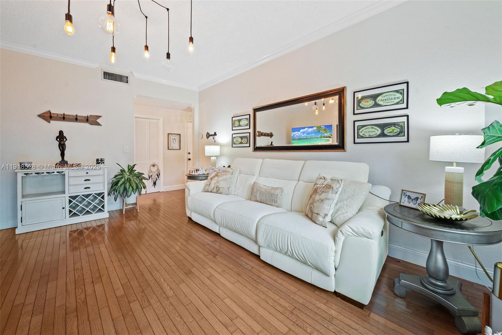 CORAL GABLES GRANADA SEC - Residential Lease