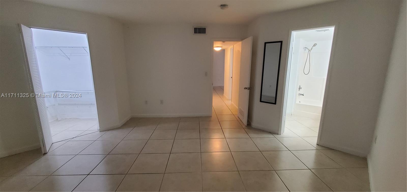 9715 Fontainebleau Blvd E302, Miami, Broward County, Florida - 2 Bedrooms  
2 Bathrooms - 