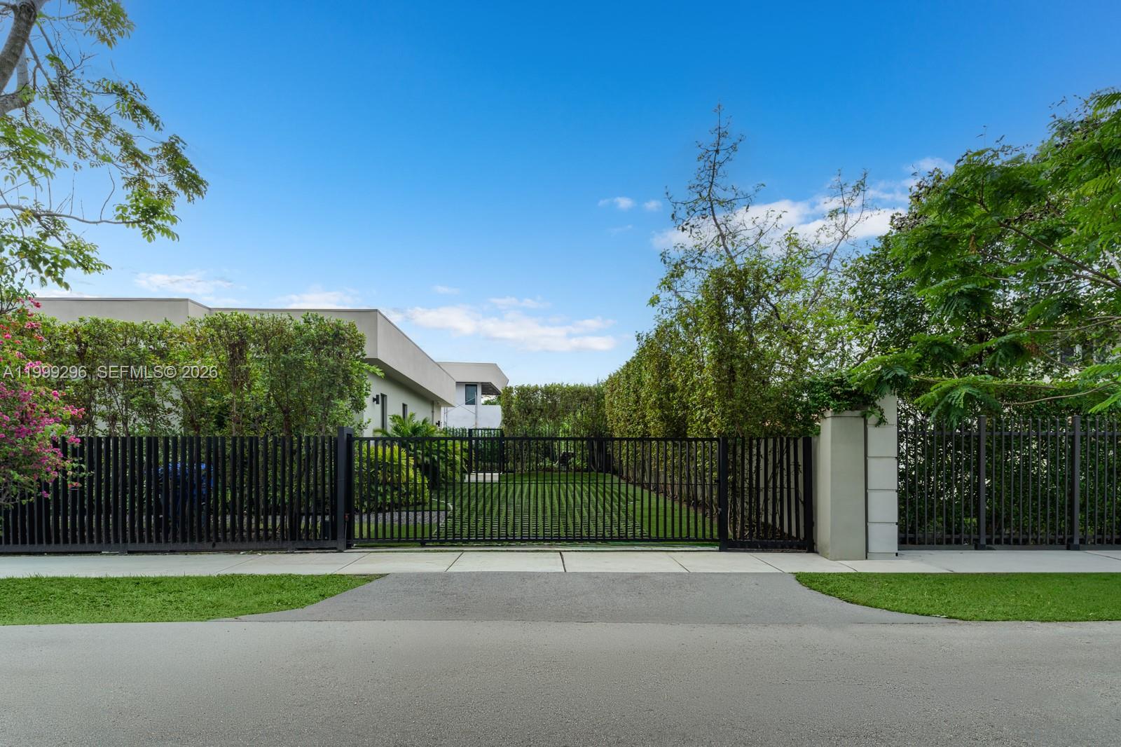 BAY HEIGHTS 1ST ADDN - Residential