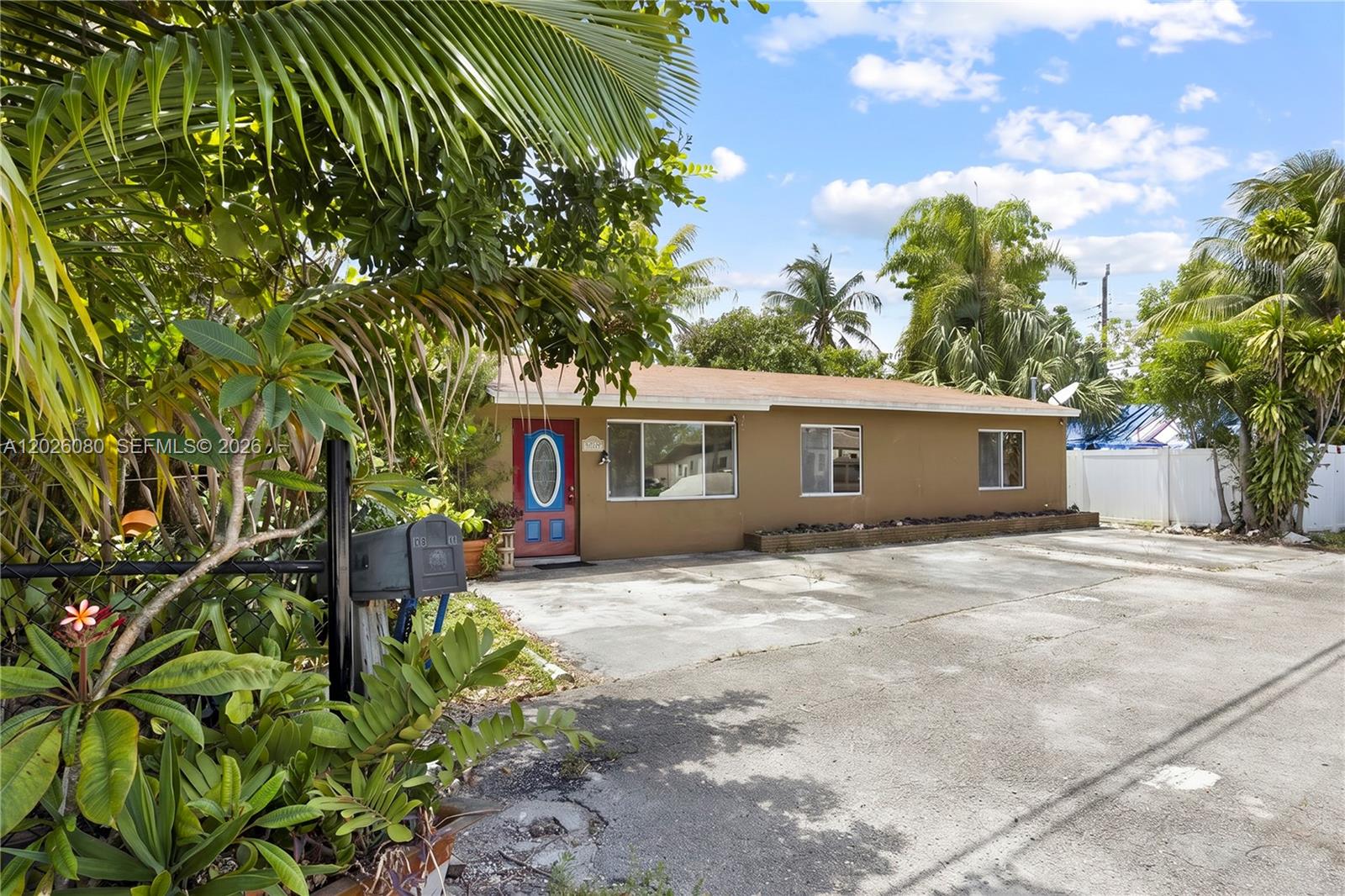 1975 SW 41st Ave