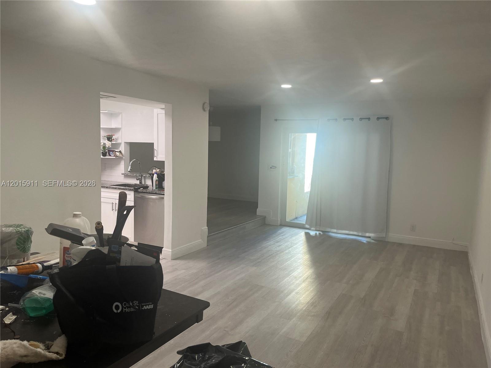 SUNRISE TOWNE PREFERRED 4 - Residential