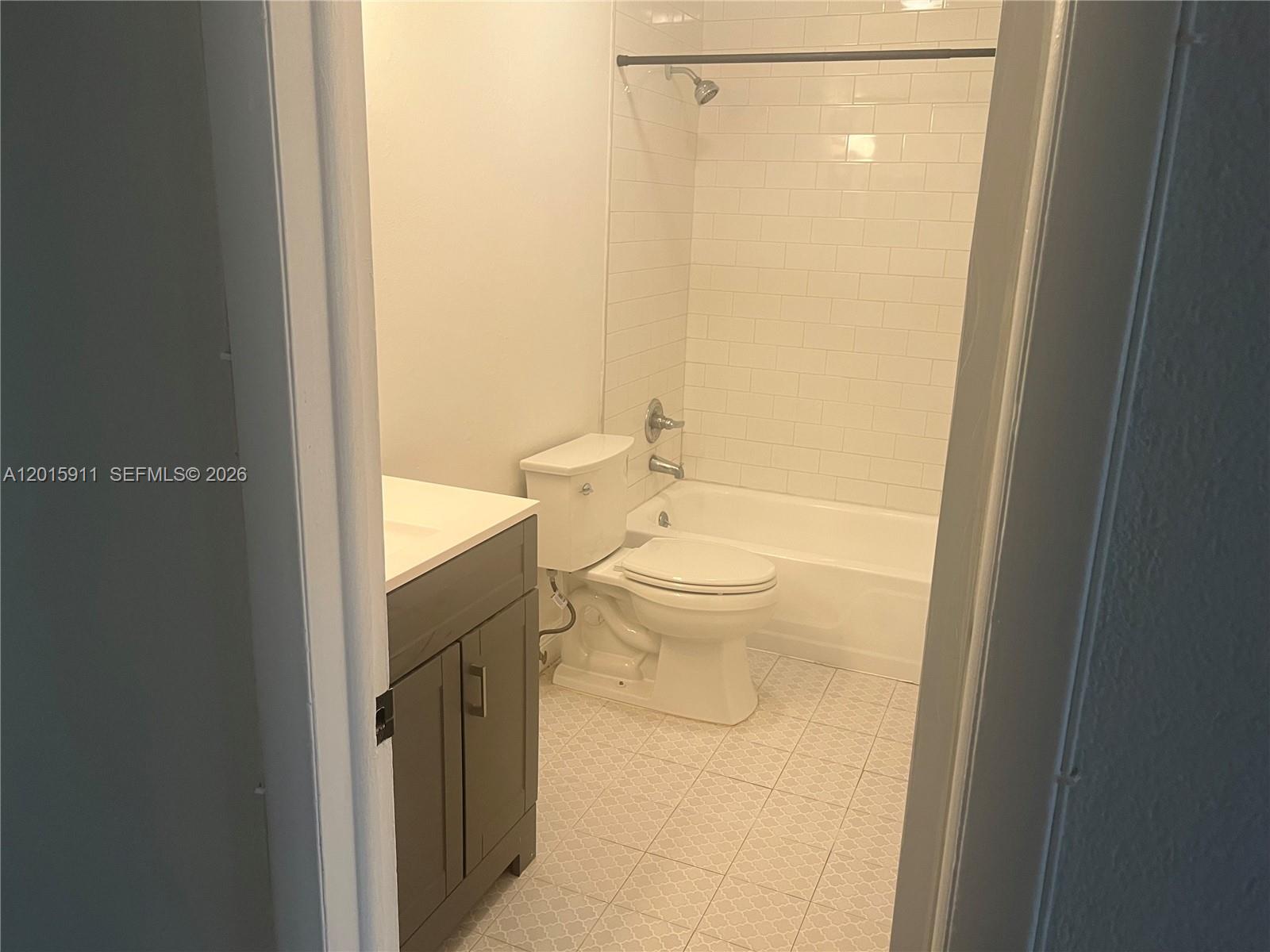 SUNRISE TOWNE PREFERRED 4 - Residential