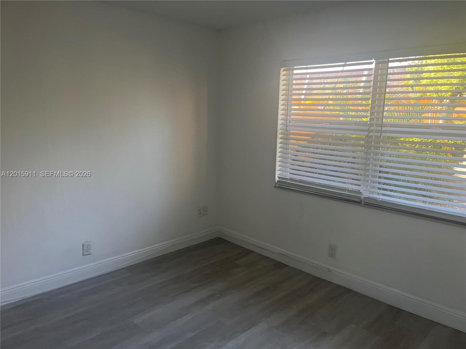 SUNRISE TOWNE PREFERRED 4 - Residential