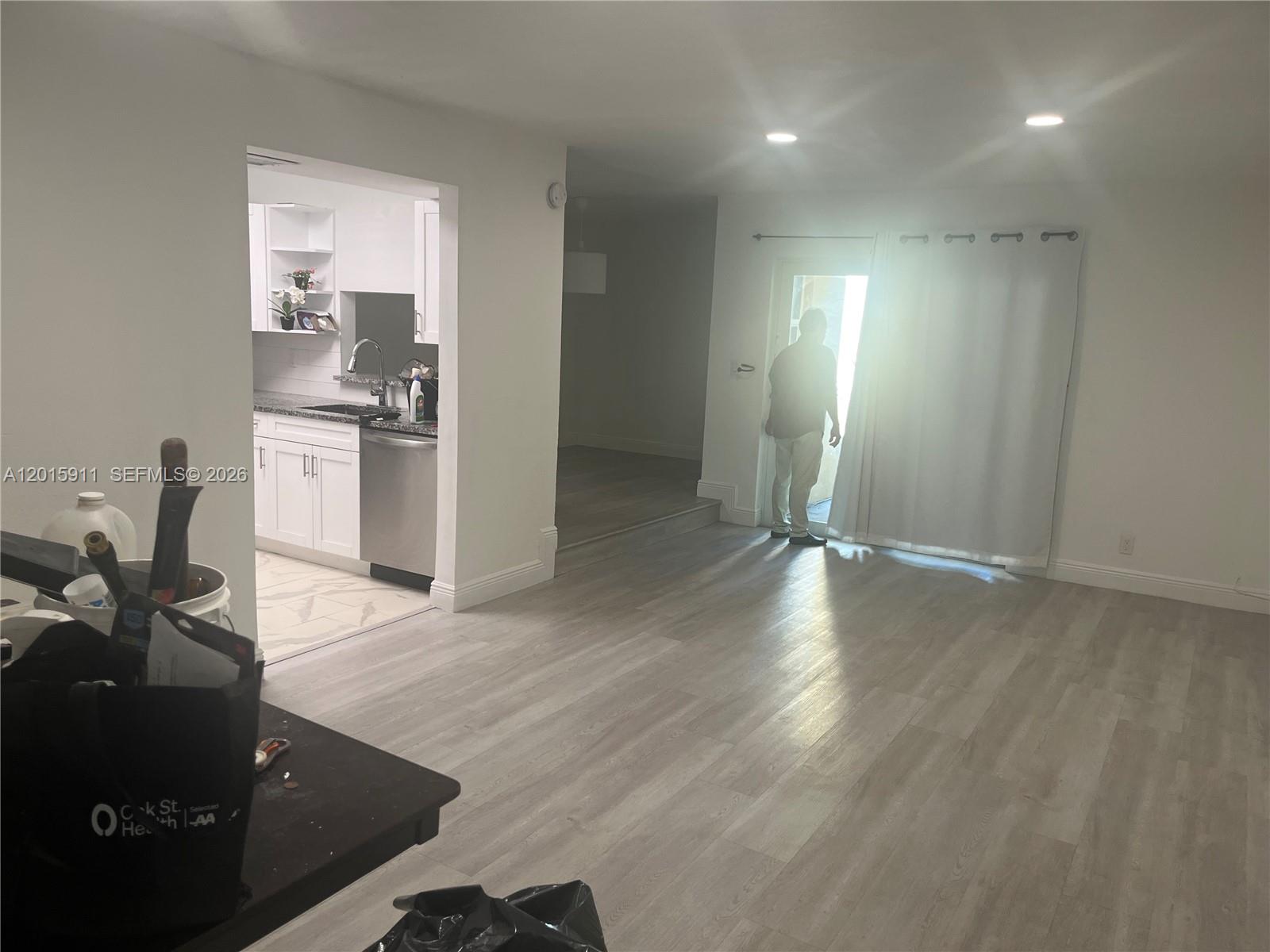 SUNRISE TOWNE PREFERRED 4 - Residential