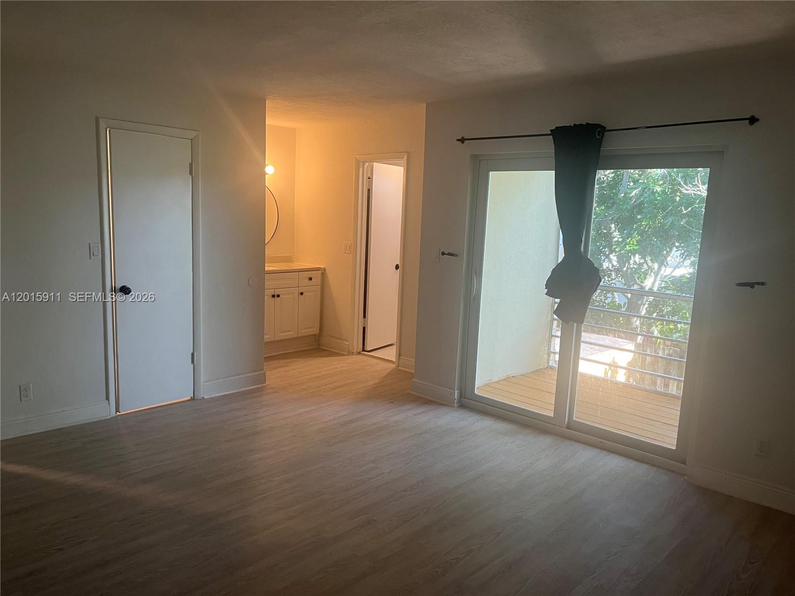 SUNRISE TOWNE PREFERRED 4 - Residential