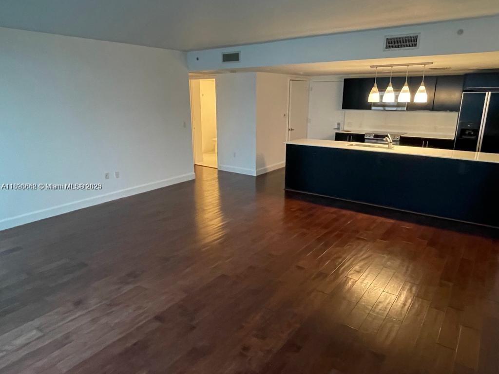 ONYX ON THE BAY CONDO - Residential