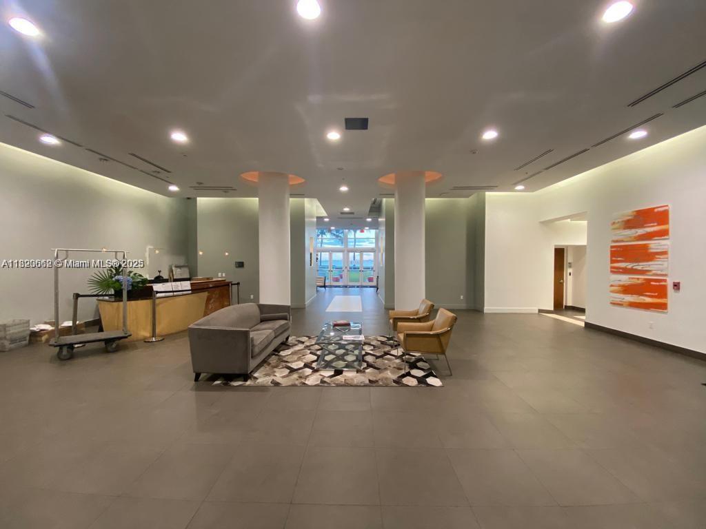 ONYX ON THE BAY CONDO - Residential