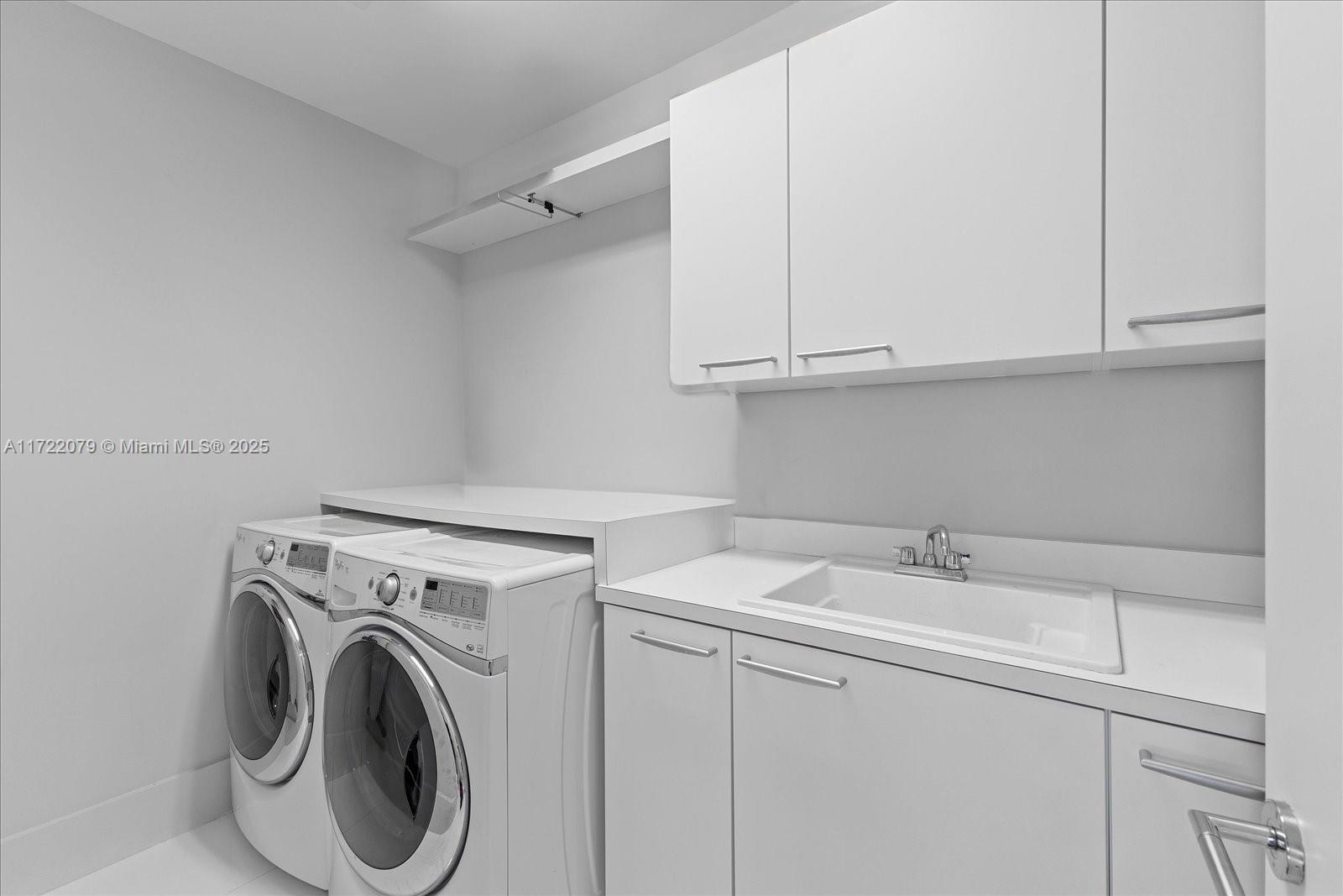 BELLINI AT WILLIAMS ISLAN - Residential