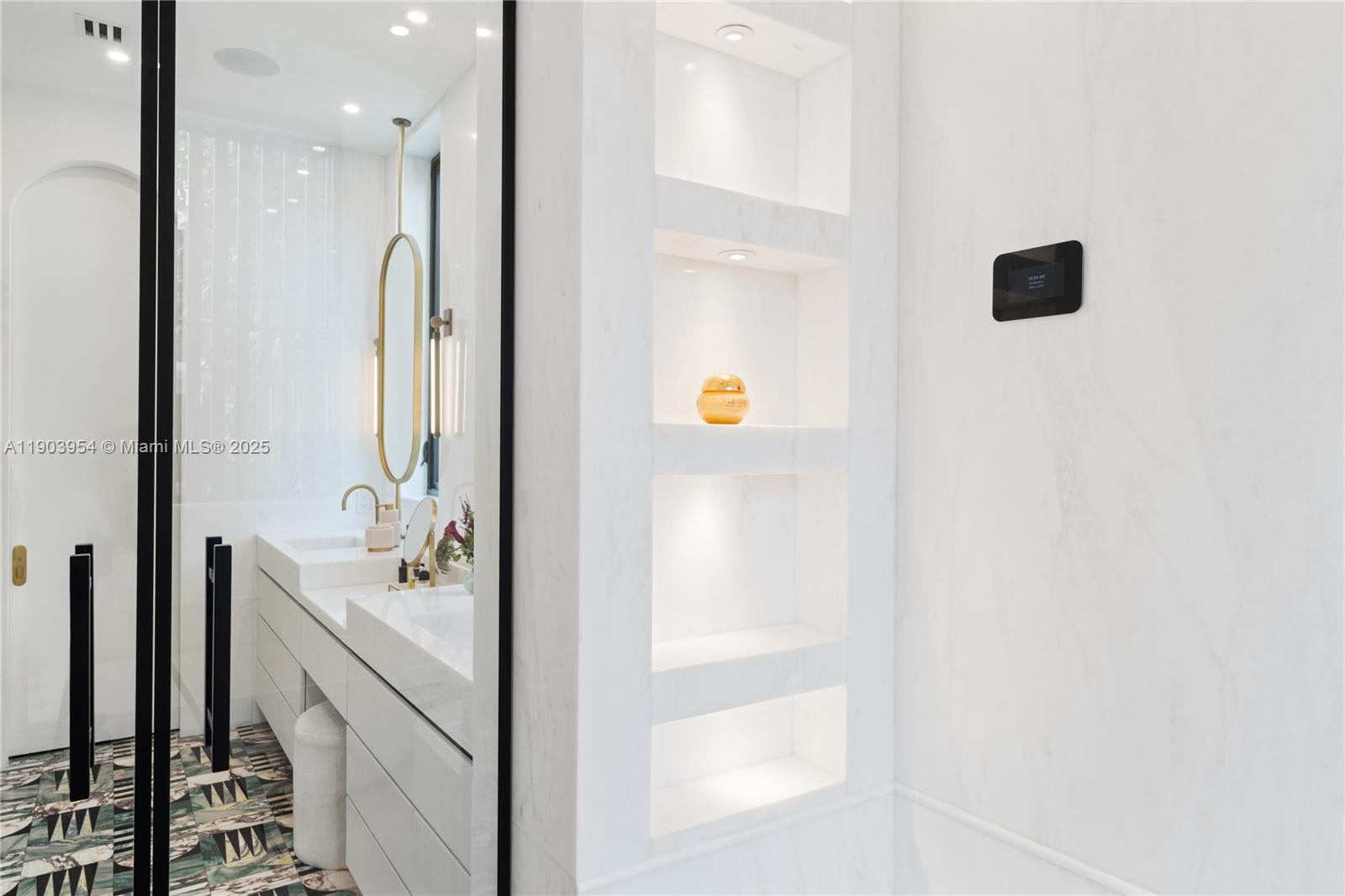 AMD PLAT OF SUNSET LAKE S - Residential