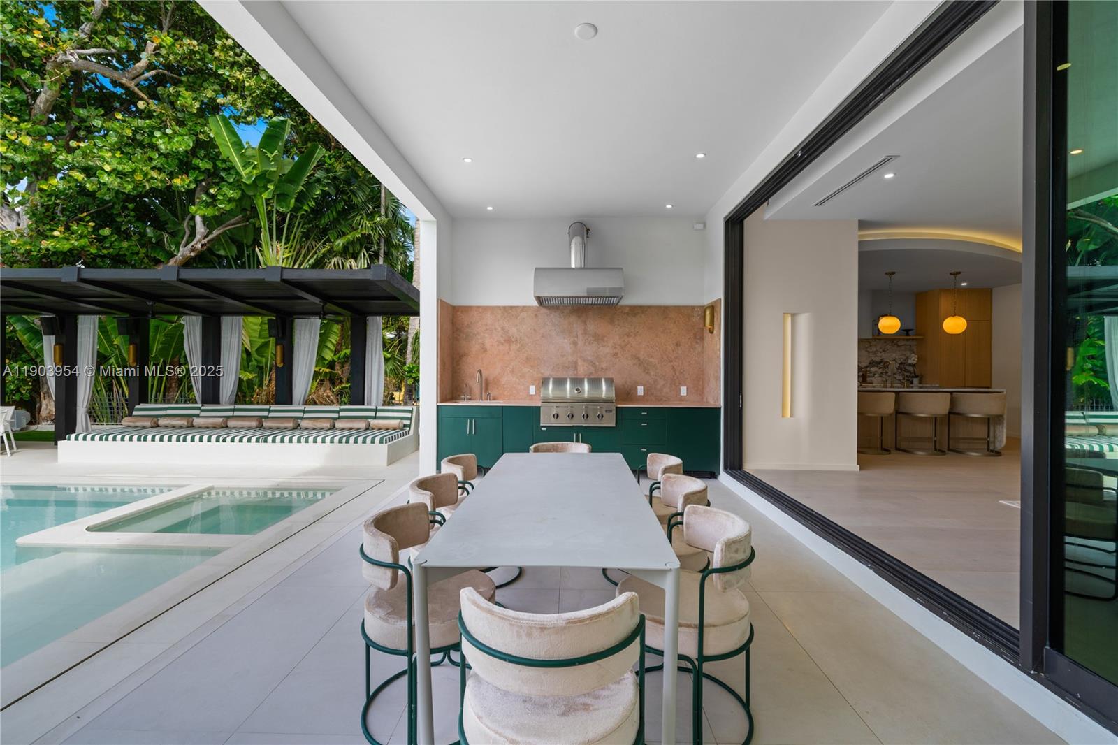 AMD PLAT OF SUNSET LAKE S - Residential